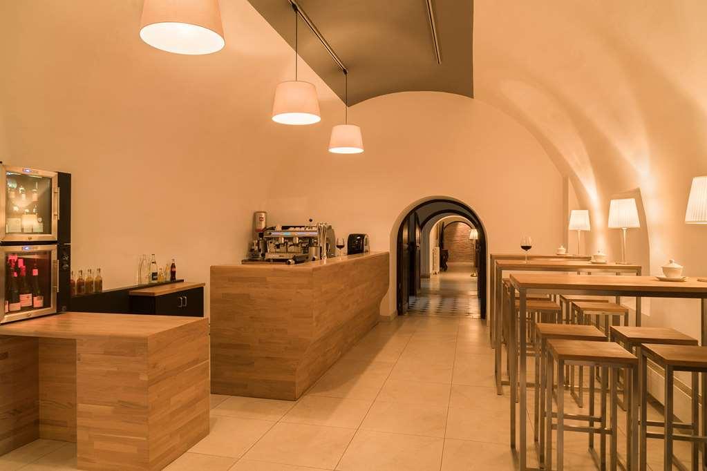 Chateau Saint-Michel - Cercle Des Grands Crus Rully  Restaurant foto