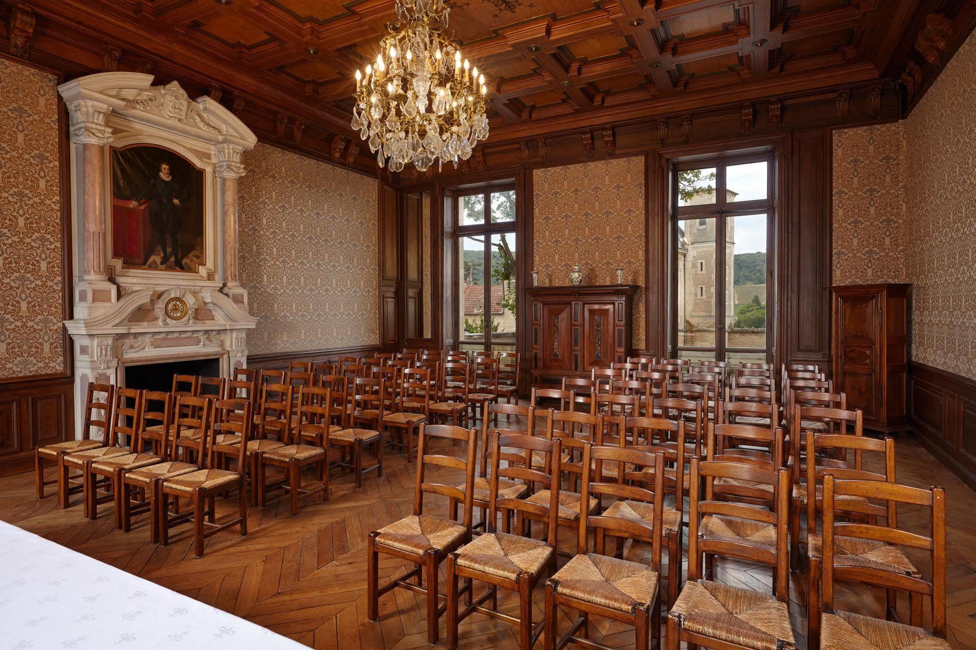 Chateau Saint-Michel - Cercle Des Grands Crus Rully  Buitenkant foto